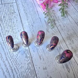 Floral Press-On Nails in Mauve with Pink & Blue Accents
